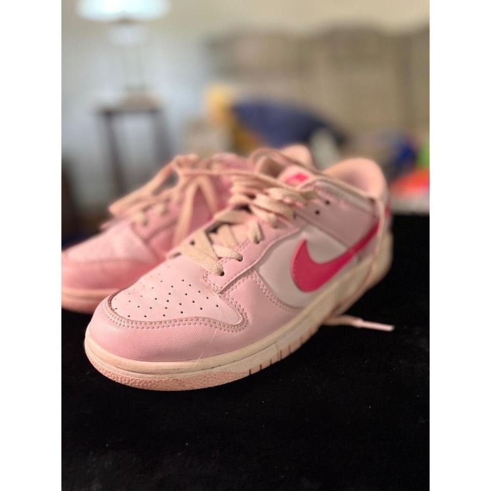 Nike Dunk Low Triple Pink Barbiecore Sneakers DH9756-600 Womens 7